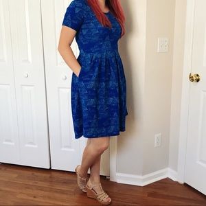 Amelia Dress- LulaRoe Small
